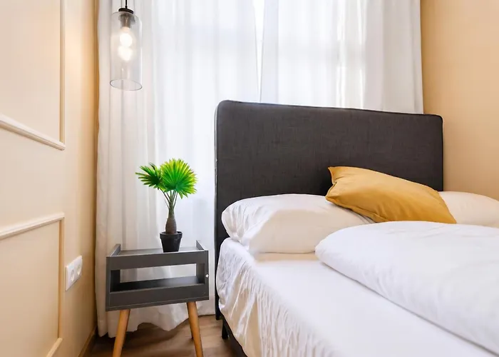 Bright 4br Getaway Near Westbahnhof Station *